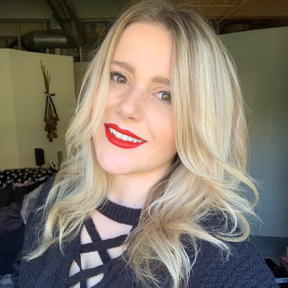 Meet your Posher, Jessica